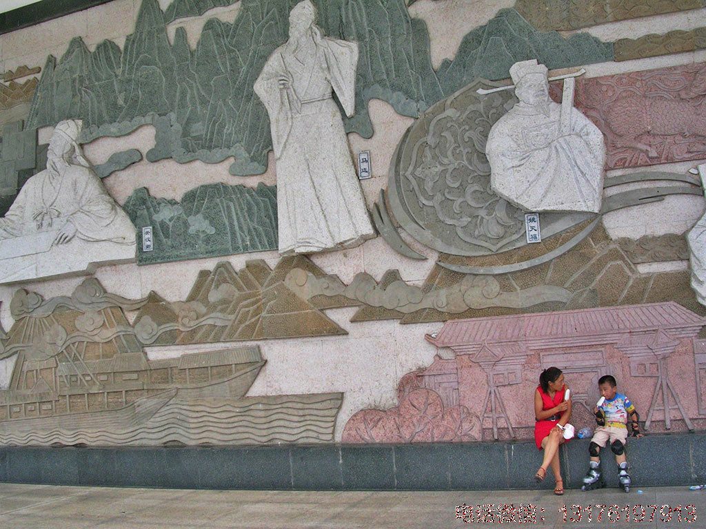 城市广场浮雕壁画景墙的制作意义