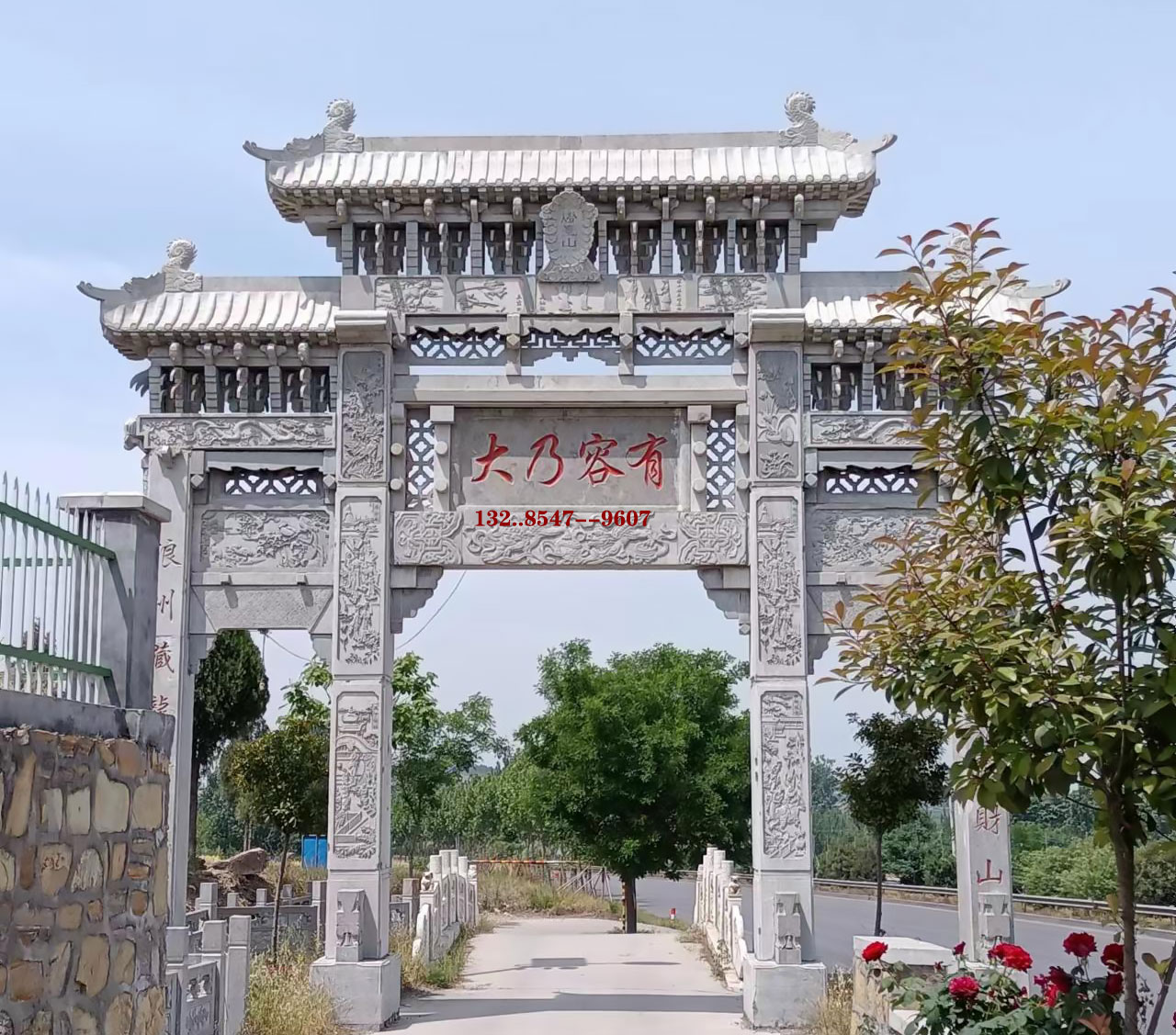 村庄石牌坊牌楼的区别雕刻形状与石材价格