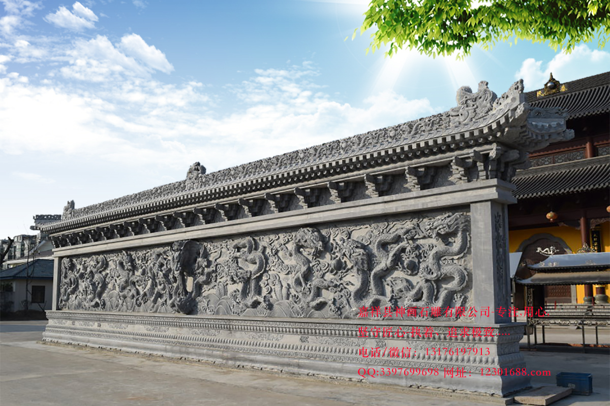 九龙壁浮雕壁画图片雕刻有何过人之处能够引来无数游客
